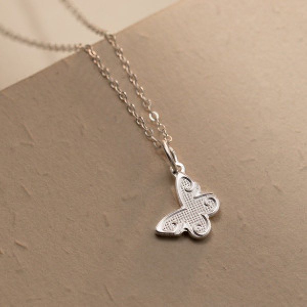 A43856 silver trendy sweet butterfly pendant necklace