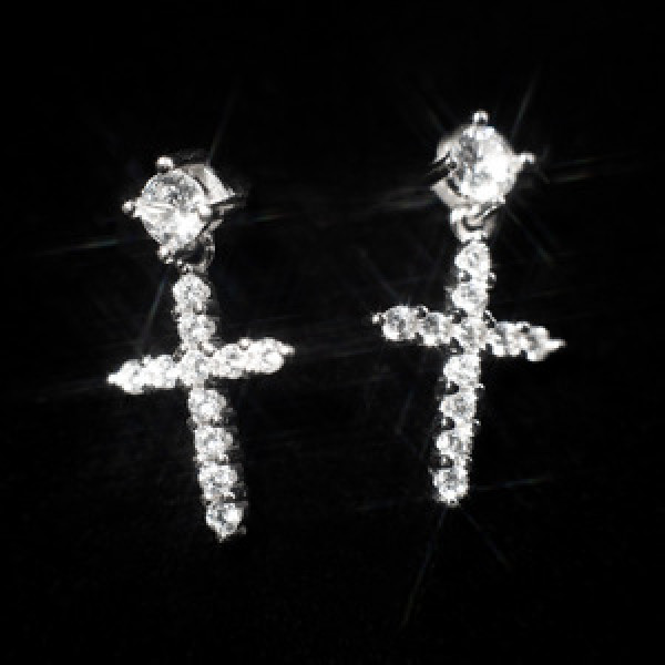 A45325 s925 sterling silver dainty simple rhinestone sparkling cross stud earrings