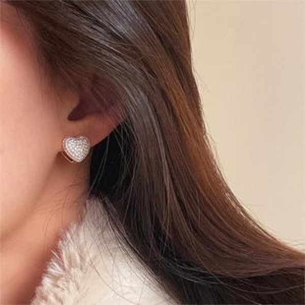 A38829 sterling silver cubic zirconia heart simple sparkling rhinestone stud earrings