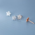 A31724 s925 sterling silver snowflake earrings