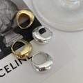 A37707 sterling silver oval stud simple fashion earrings (Single earring)