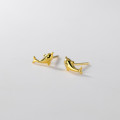A36610 s925 sterling silver simple dolphin earrings