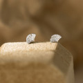 A42982 s925 silver fashion sweet rhinestone stud leaf earrings
