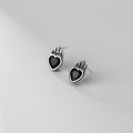 A35958 s925 sterling silver silver simple vintage black rhinestone heart earrings