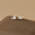 A45145 s925 sterling silver sweet rhinestone leaf stud earrings