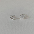 A42717 sterling silver heart stud earrings simple elegant earrings